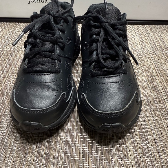 New Balance Other - New Balance Kids Black Sneakers Boys SZ 13. Box9